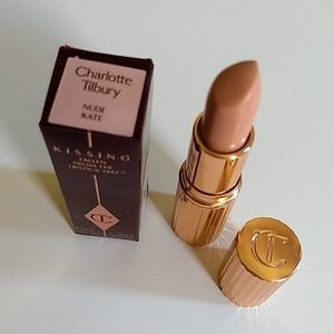 Charlotte Tilbury lipstick Nude Kate